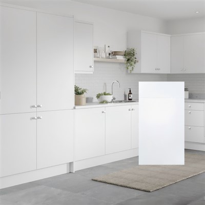 Hvit matt kjøkkenskap